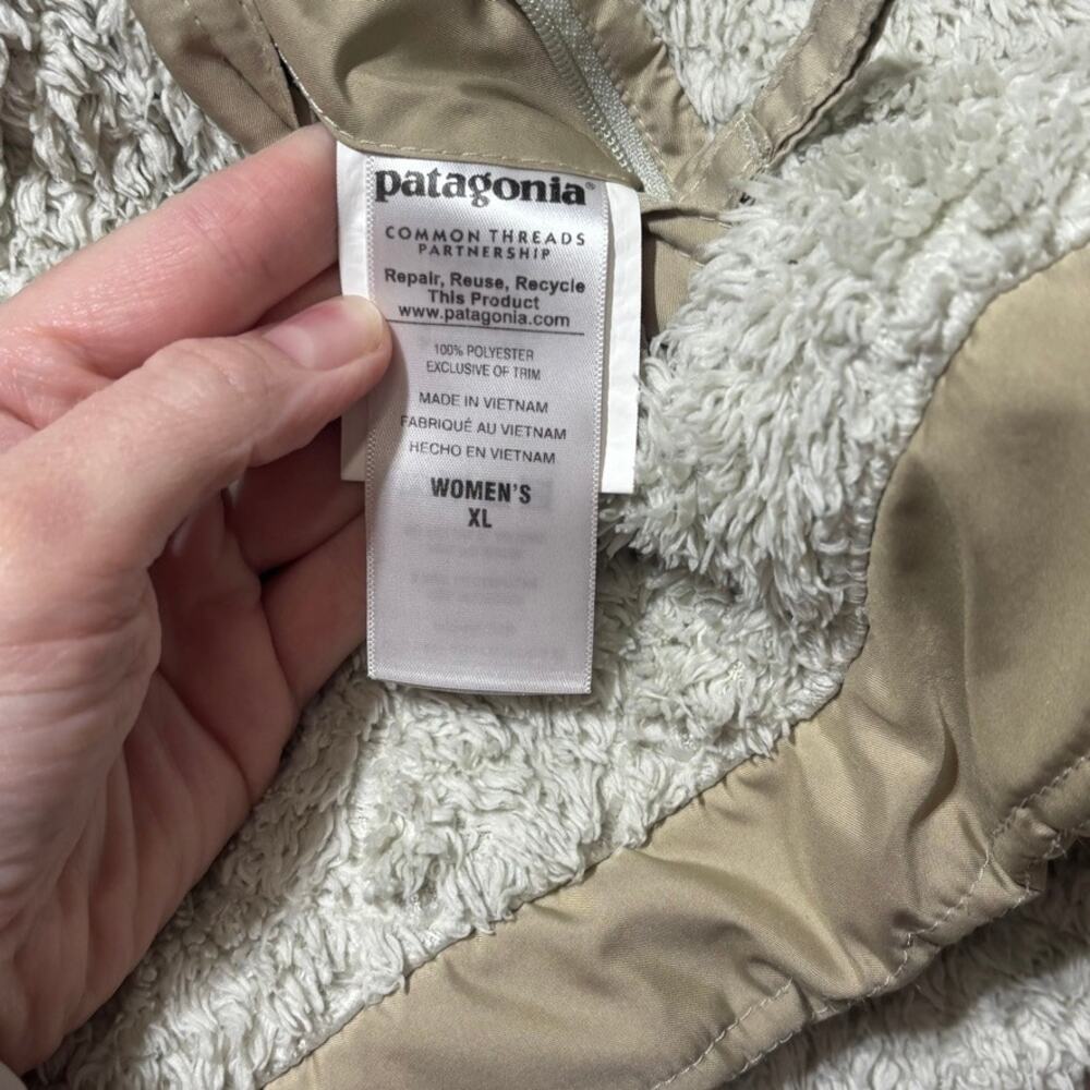 Patagonia Los Gatos Reversible Hooded Vest Womens XL Cream Fleece Full Zip 25221 - Picture 3 of 7